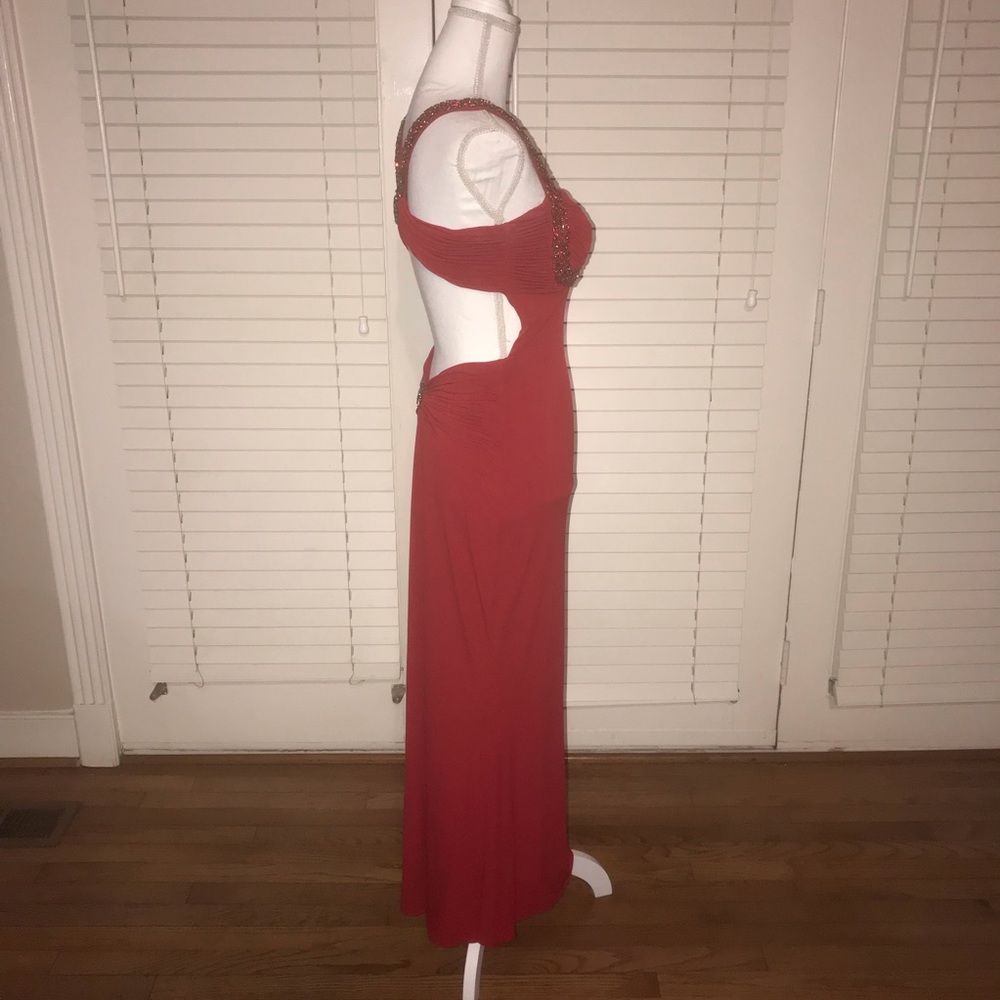 💎 Red JOVANI evening gown with rhinestones - Picture 4 of 8
